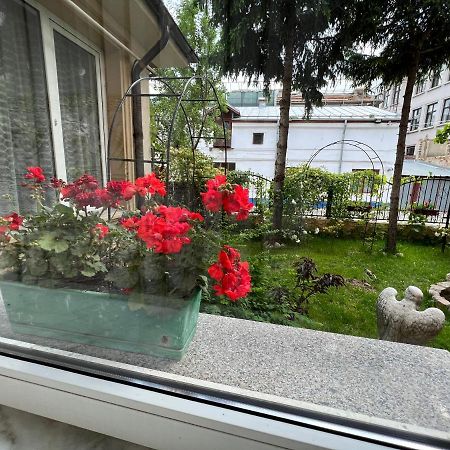 Hotel Boutique Cathedral Plaza Residences Room For Rent Downtown Bükreş Dış mekan fotoğraf